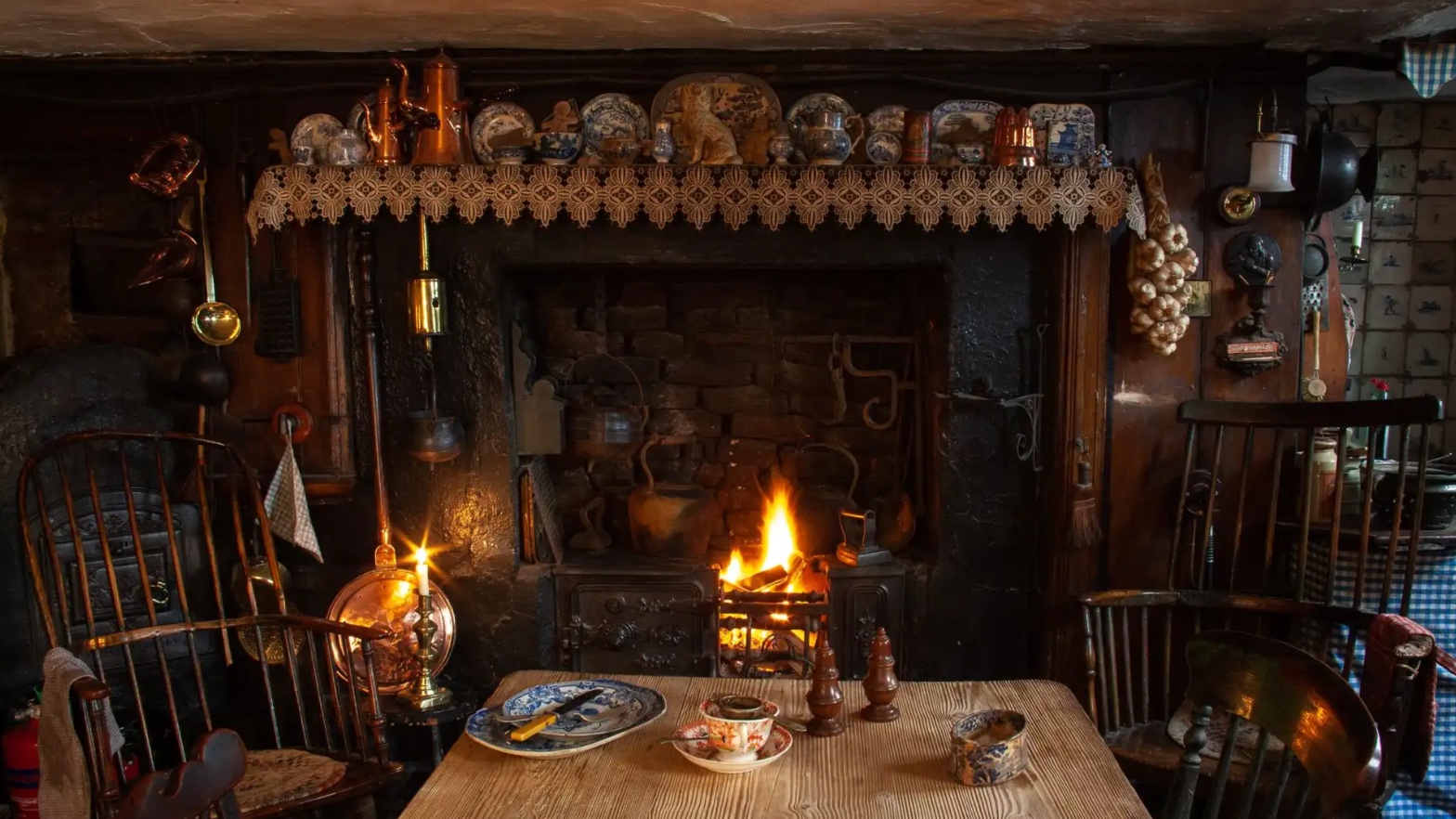 Dennis Severs House - fire place